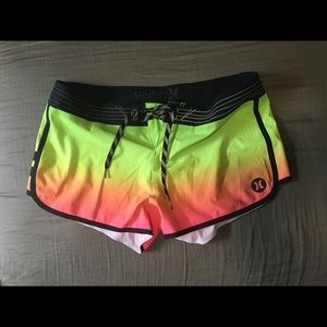 Hurley tricolor board shorts